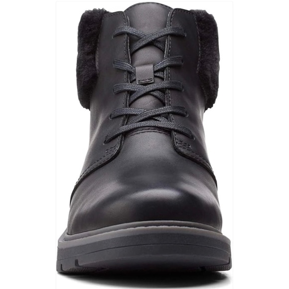 Clarks Andie Go Fur Lace-Up Black Leather Ankle Boots Casual Winter Booties 7.5 - Picture 3 of 13